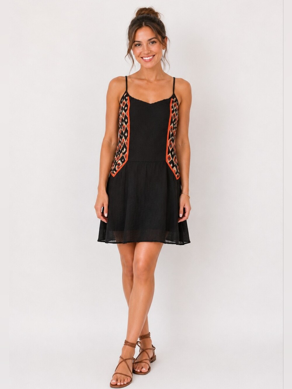 THML Boutique Boho Embroidered Swing Dress Large Black Lined Festival